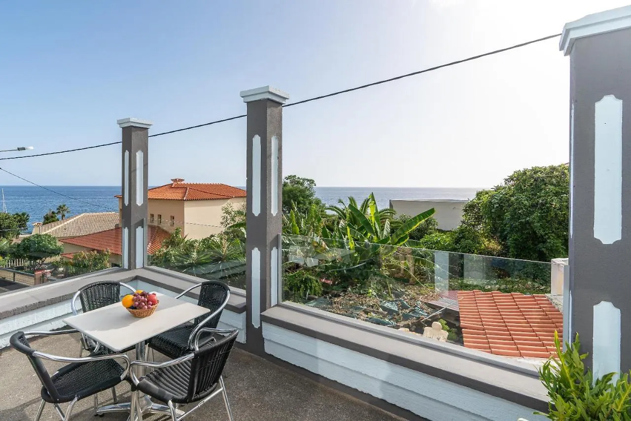 Tar Mar Place Bed & Breakfast Calheta  Portugal