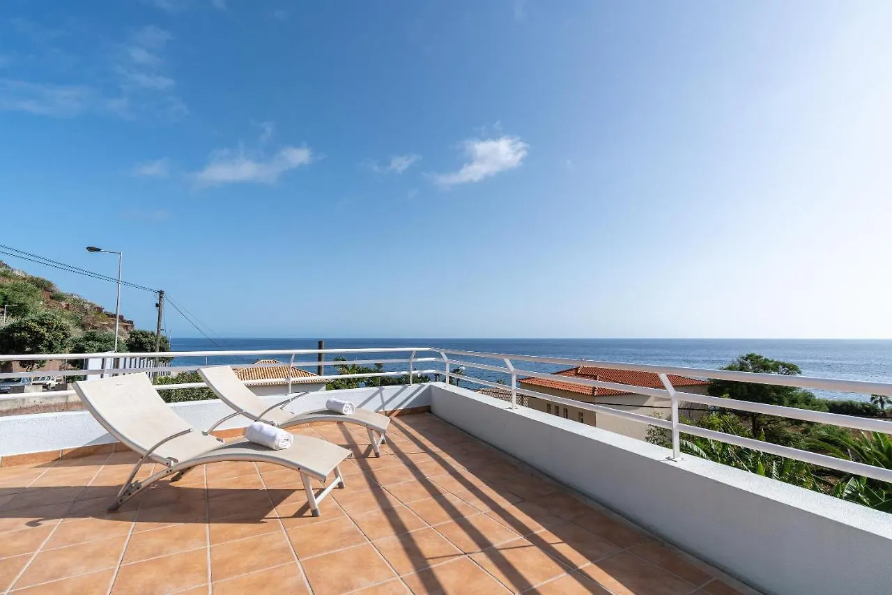 Tar Mar Place Bed & Breakfast Calheta  Portugal