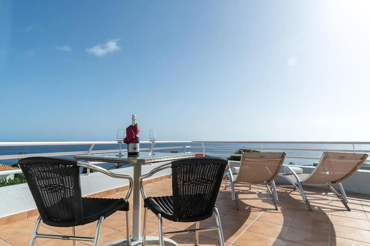 Tar Mar Place Bed & Breakfast Calheta  Calheta (Madeira)