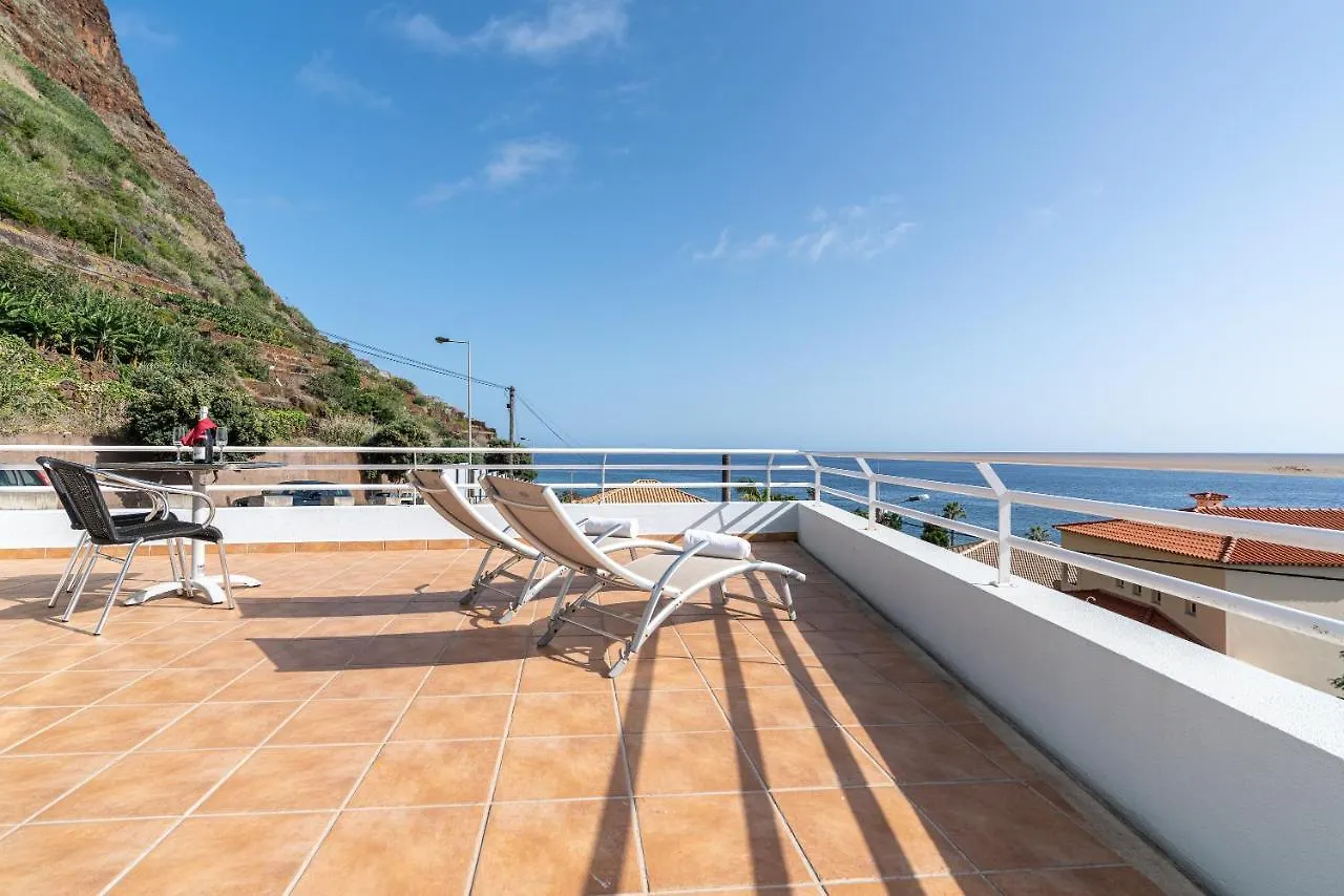 Tar Mar Place Bed & Breakfast Calheta  Portugal