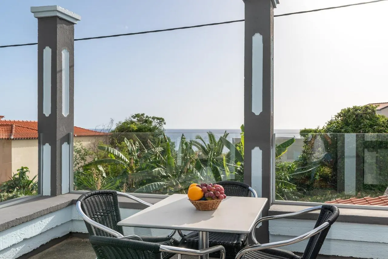 Tar Mar Place Bed & Breakfast Calheta  Portugal