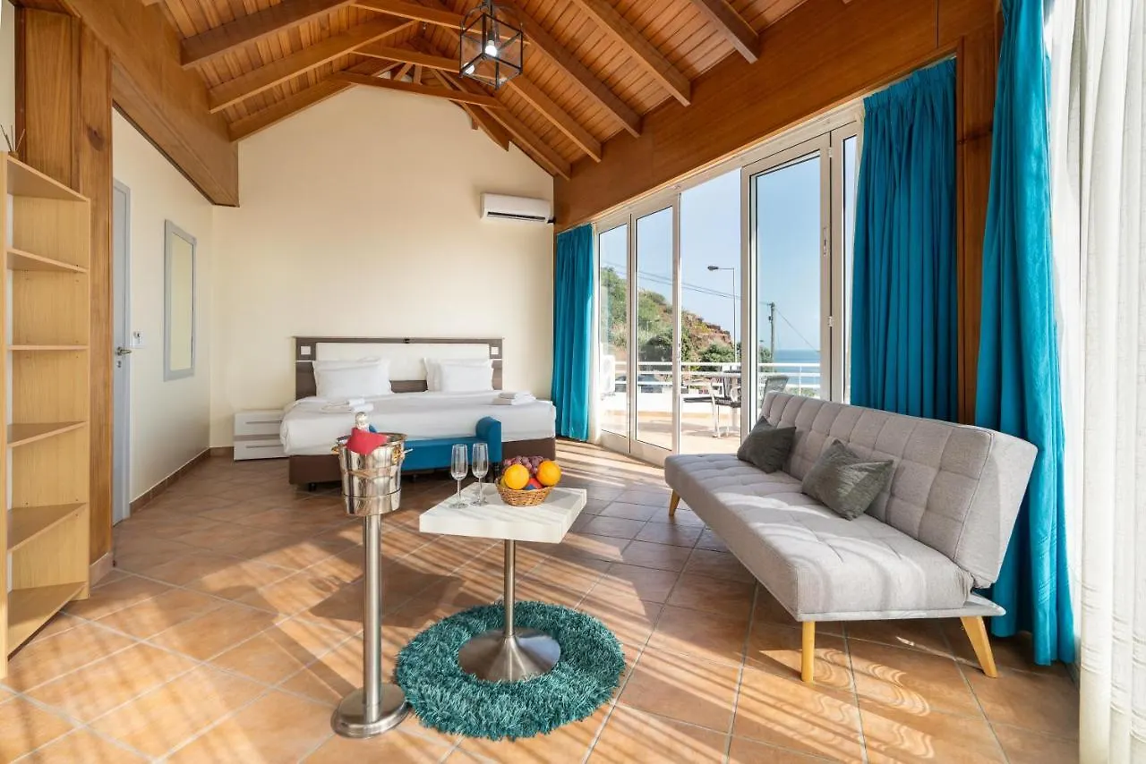 Tar Mar Place Bed & Breakfast Calheta  Calheta (Madeira)